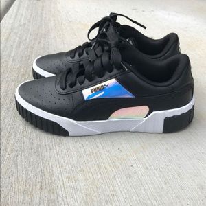 Women’s Puma Size 7M Shoes